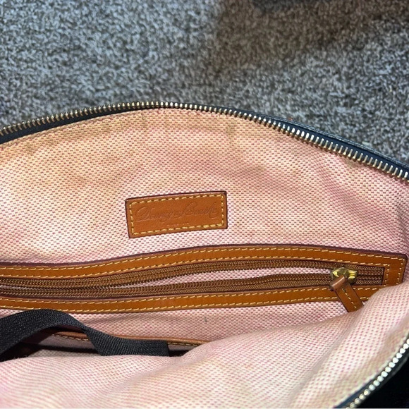 Vintage Dooney & Bourke Black Pebbled Grain Leather Hand Bag ❤️ - Picture 7 of 15